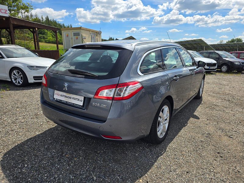 Peugeot 508 (2012) SW 1.6 HDi automat - fotka 7 z 22