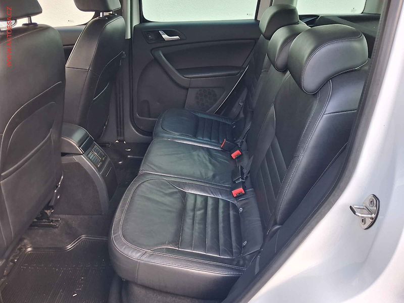 Škoda Yeti (2012) 2.0 TDi, 2.maj, Experience - fotka 10 z 18