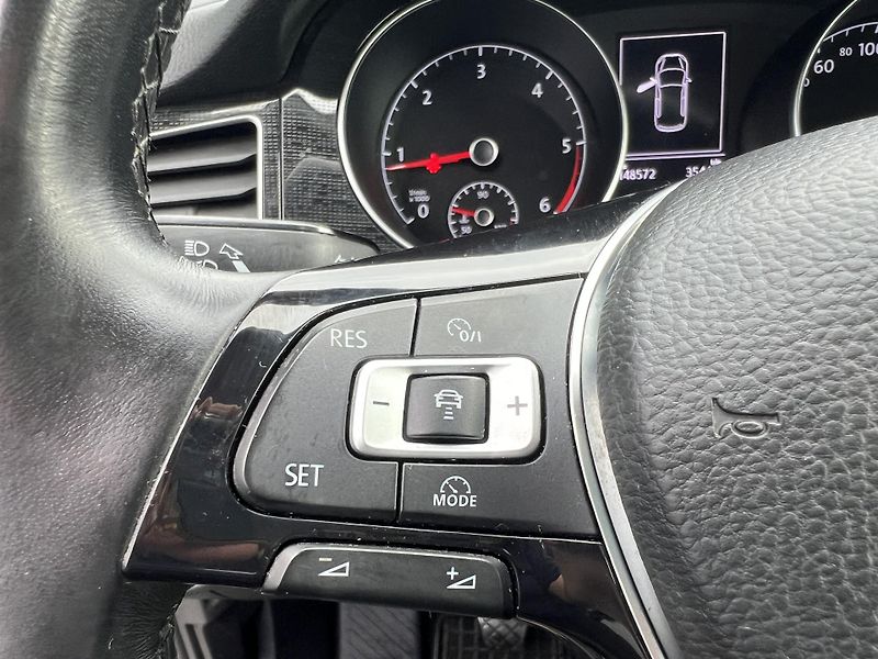 Volkswagen Golf Sportsvan (2018) 1,6TDi 85kW HIGHLINE - tažné - fotka 13 z 39