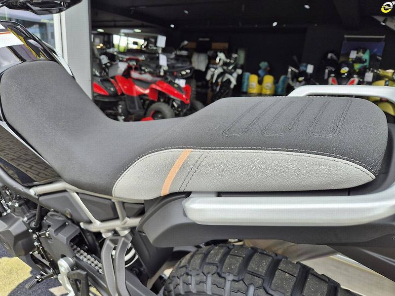 CFMOTO 450 MT-R (2026) - fotka 31 z 78