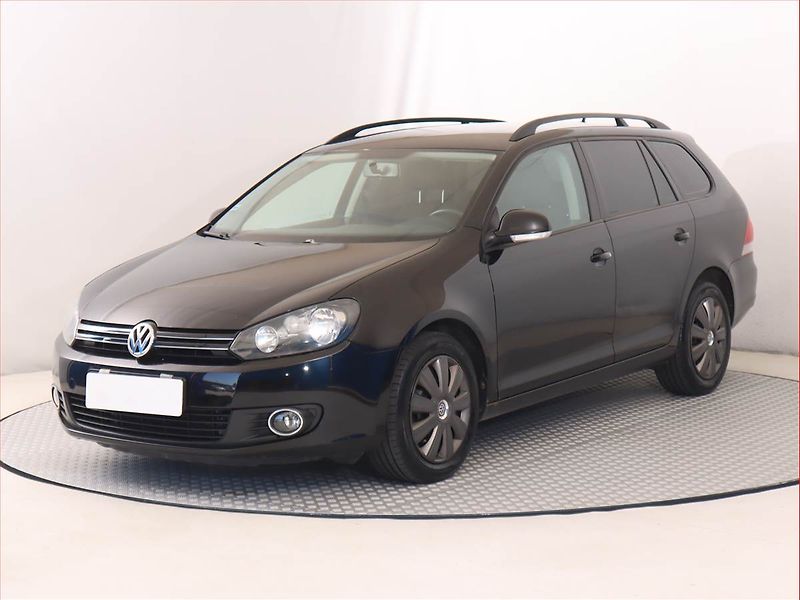 Volkswagen Golf (2011) 1.6 TDI, Serv.kniha - fotka 2 z 14