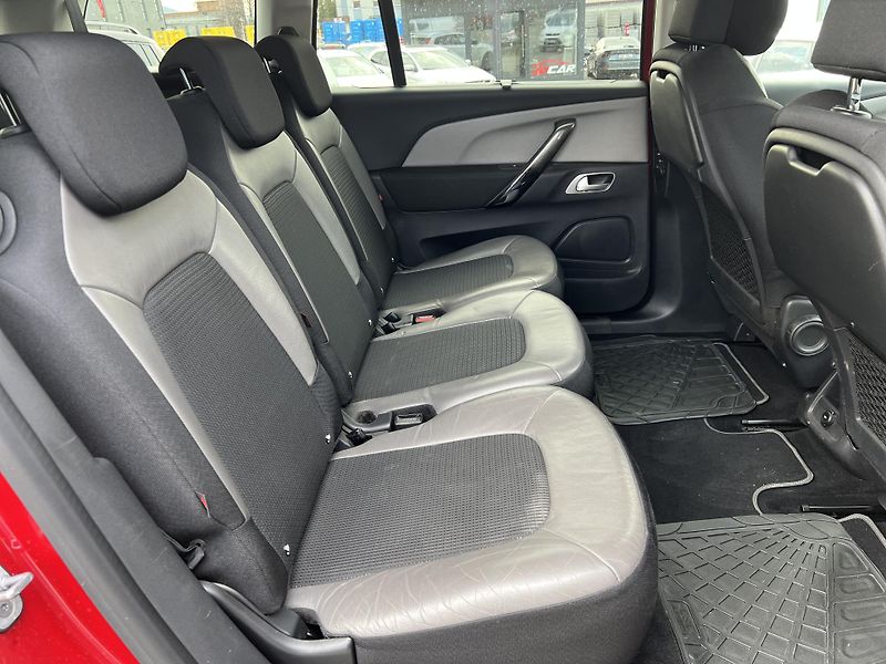 Citroën Grand C4 Picasso 2.0HDi 7MÍST KAMERA KLIMA ČR - fotka 33 z 49
