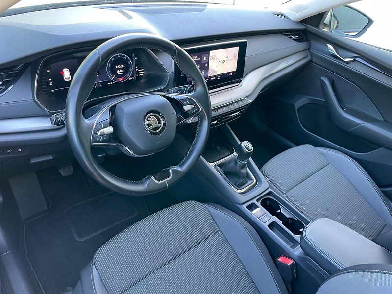 Škoda Octavia (2021) IV Com.2.0TDi Navigace! PDC! - fotka 14 z 36