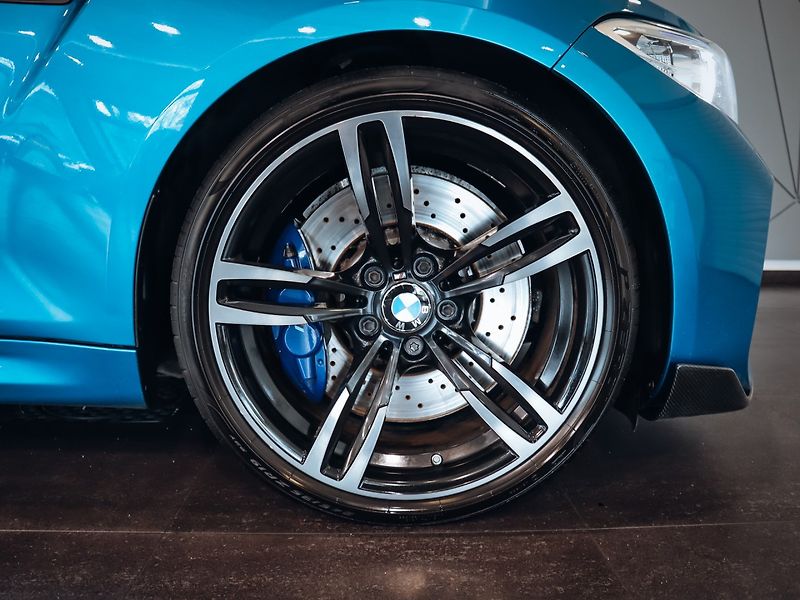 BMW M2 272 kW Automat - fotka 25 z 27