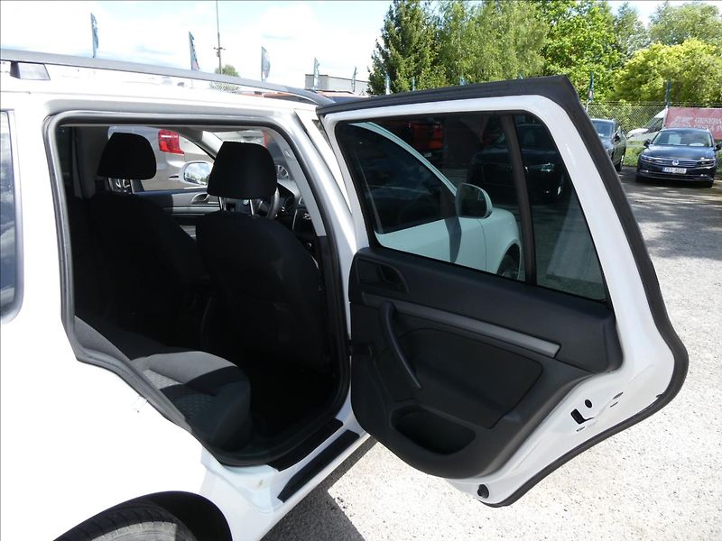 Škoda Octavia 1,2 TSi 77kW motor 110tKm,2xko - fotka 22 z 42