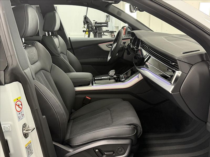 Audi Q8 50 TDI S-LINE 1 MAJ ČR DPH - fotka 10 z 34