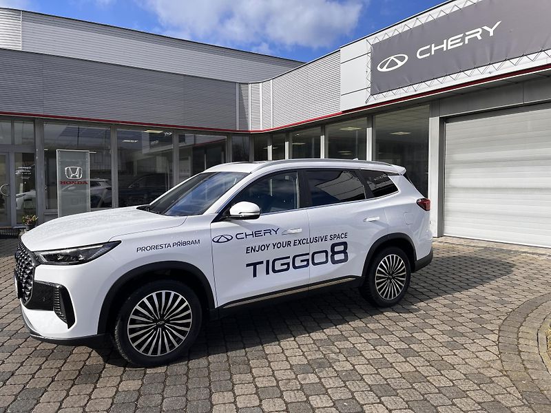 Chery Tiggo 8 (2026) 1,6 ICE UNIQUE demo vůz - fotka 3 z 37
