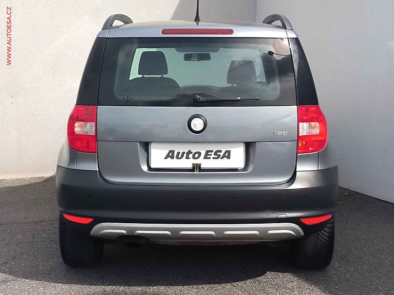 Škoda Yeti (2011) 1.2 TSi, Ambition, DSG - fotka 5 z 18