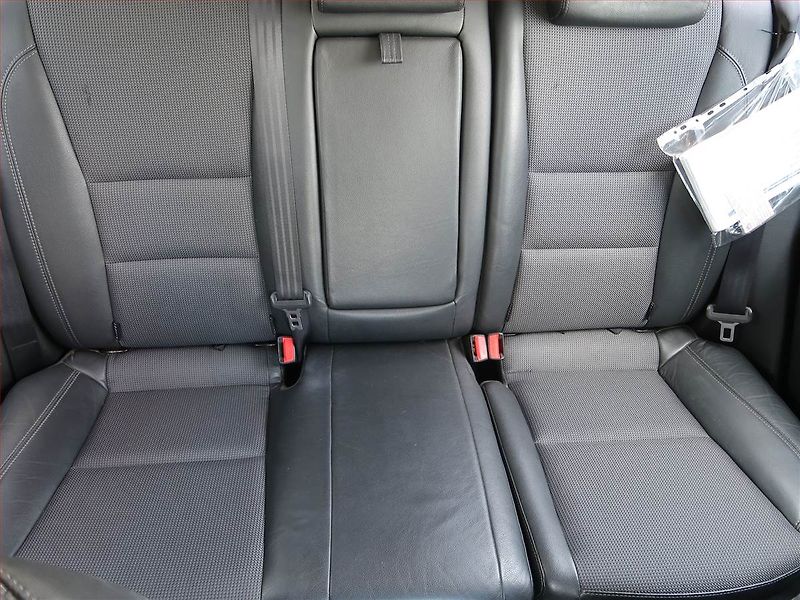 Hyundai i30 (2013) 1.6 CRDi, Serv.kniha, Navi - fotka 10 z 17