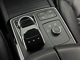 Mercedes-Benz GLE 3,0 AMG 4X4 LED DPH PANO TAŽNÉ - náhled 27