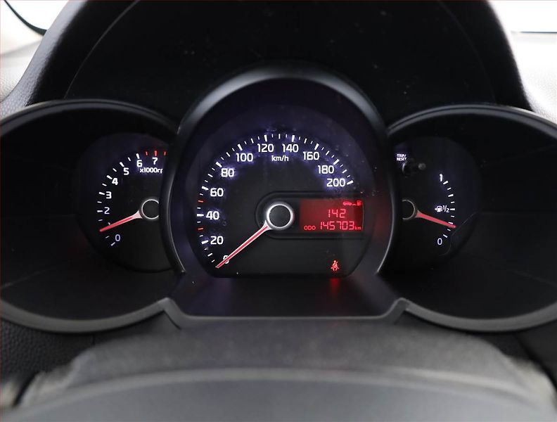 Kia Picanto (2013) 1.0, po STK, pěkný stav - fotka 8 z 12