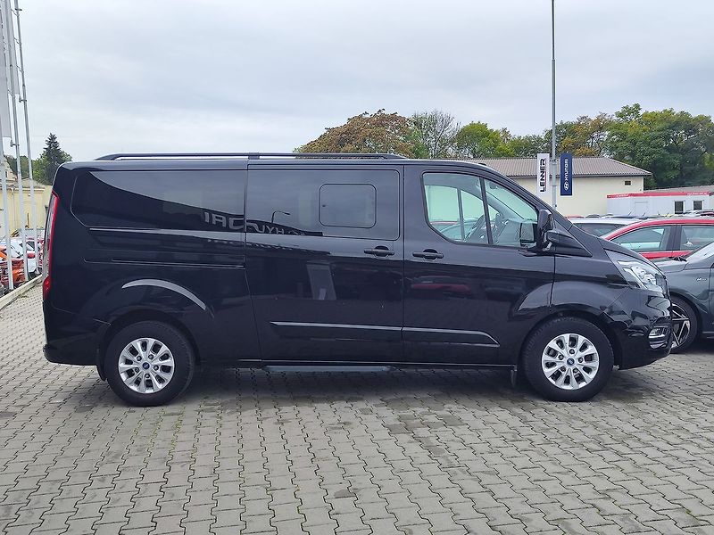 Ford Tourneo Custom 2.0 EcoBlue/125kW Titanium L2 - fotka 4 z 30