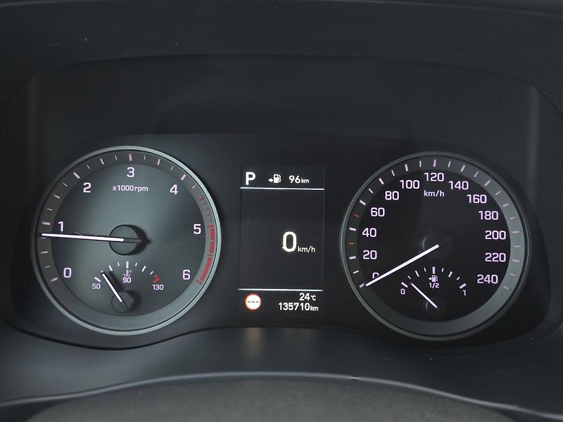 Hyundai Tucson (2019) N-Line 2.0 CRDi 136kw 8A/T 4x4 - fotka 17 z 30