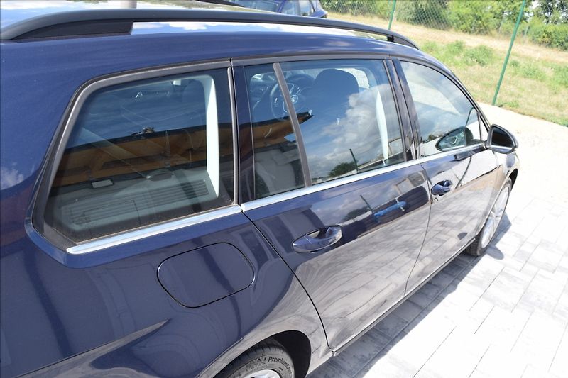 Volkswagen Golf 2,0 TDI 110KW KAMERA XENONY - fotka 10 z 48