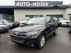 Volkswagen Touareg 4x4, NAVI, pano, tažné - fotografie inzerátu
