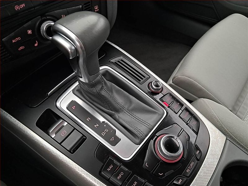 Audi A4 (2013) 2.0 TDI, Automat, Serv.kniha - fotka 13 z 17