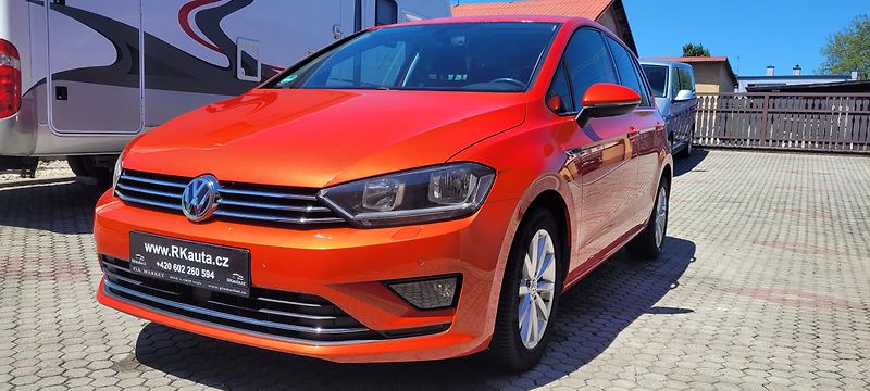 Volkswagen Golf Sportsvan (2015) 1,2TSi 81kW benzín „Lounge“ - fotka 1 z 41