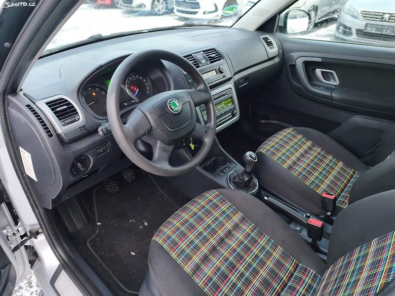 Škoda Fabia (2013) - fotka 16 z 36