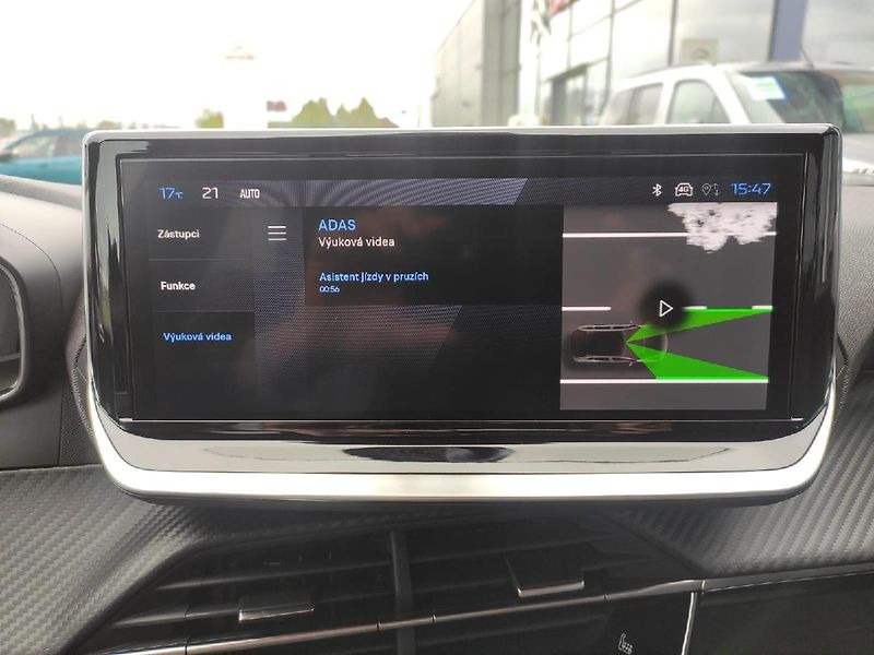 Peugeot 2008 (2026) ALLURE 1.2 100k MAN6  - fotka 13 z 28