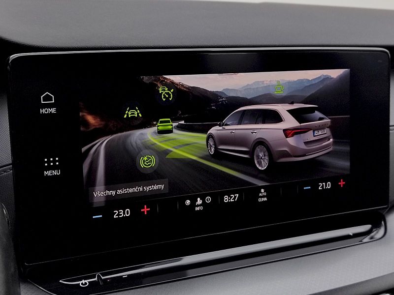 Škoda Octavia (2023) Combi Ambition 2,0 Tdi 110 Kw - fotka 12 z 32