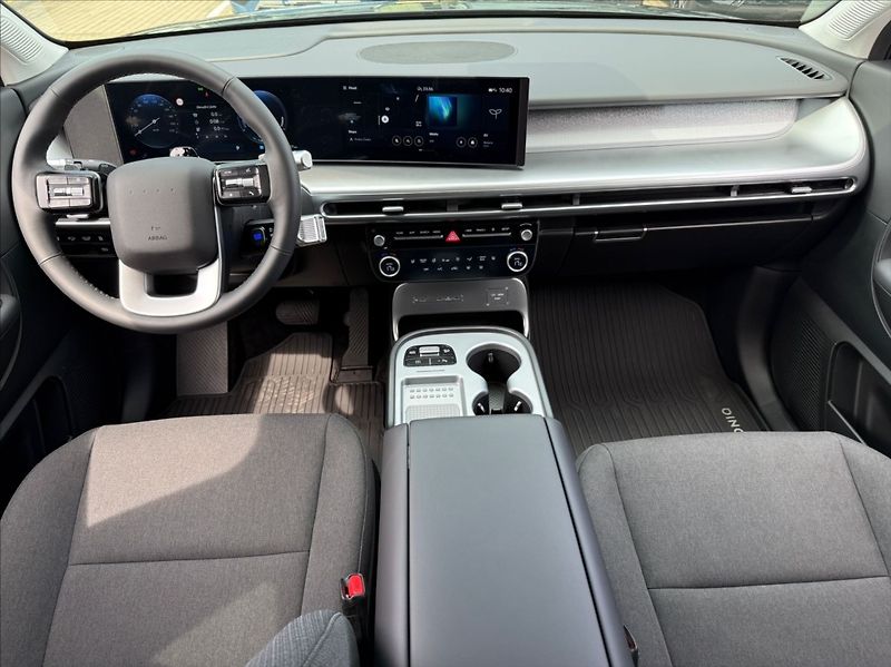 Hyundai Ioniq 9 0,0 EV 110 kWh SMART 160KW - fotka 8 z 18