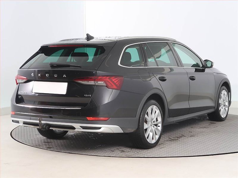 Škoda Octavia (2022) Scout 2.0 TDI - fotka 5 z 17