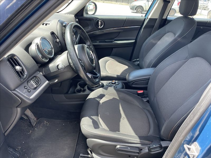 Mini Countryman 1,5 SE ALL4 AUT. PLUG-IN 165kw - fotka 7 z 37