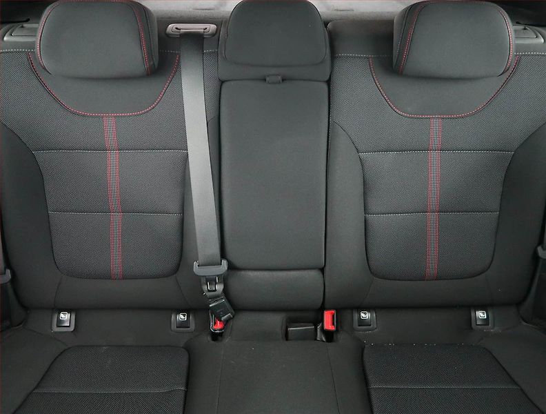 Hyundai i30 (2022) N-Line 1.5 T-GDI MHEV - fotka 10 z 19