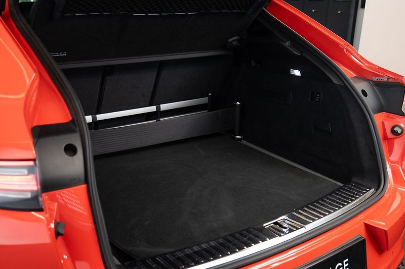 Porsche Cayenne Turbo Coupe Approved/Ceramic/B - fotka 18 z 22