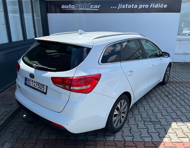Kia Ceed Sportswagon Cool 1.6 GDI - fotka 9 z 23