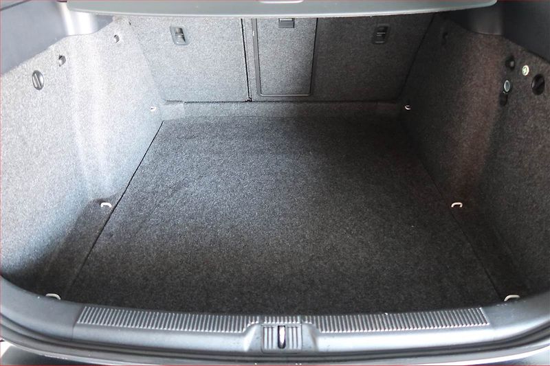 Škoda Octavia (2012) Ambition 1.6 TDI 4x4, 4X4 - fotka 13 z 15