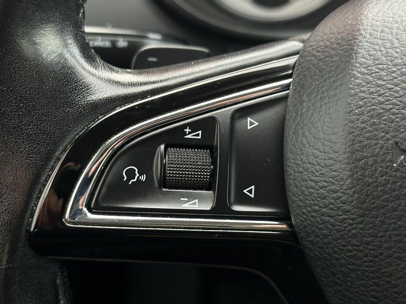 Škoda Octavia Combi 1.0TSi DSG Smartlink 2Z. - fotka 16 z 38