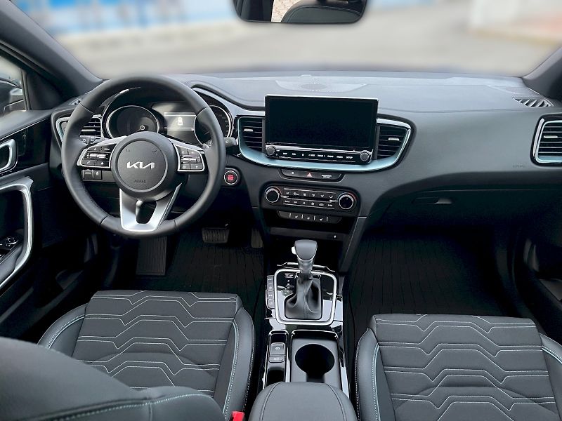 Kia XCeed (2025) - fotka 5 z 34
