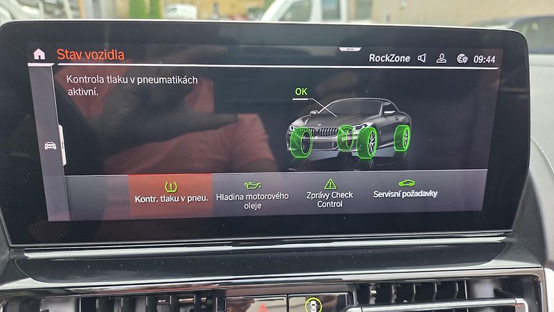 BMW Řada 8 (2023) M850i 4.4 V8 390kW xDrive AT - fotka 26 z 42