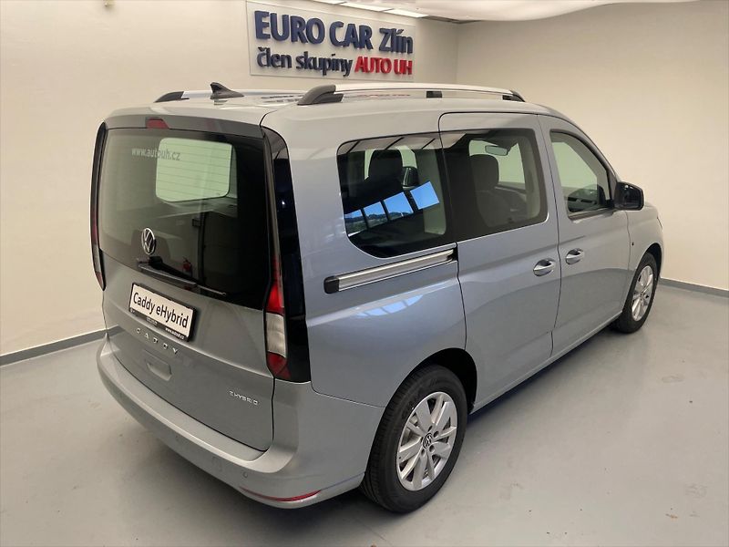 Volkswagen Caddy Life 1,5 TSI PHEV DSG - fotka 2 z 21