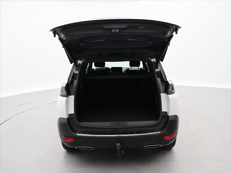 Peugeot 5008 2.0 HDI 130kW GT-line CZ DPH - fotka 9 z 35