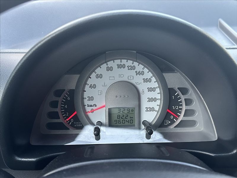 Volkswagen Fox 1,2 HTP 54PS  Refresh - fotka 31 z 42