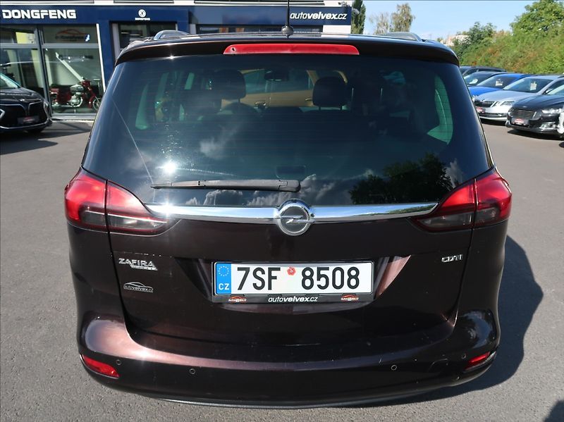 Opel Zafira 2,0 TDCi,96kW,NovéČR,tempomat - fotka 8 z 23