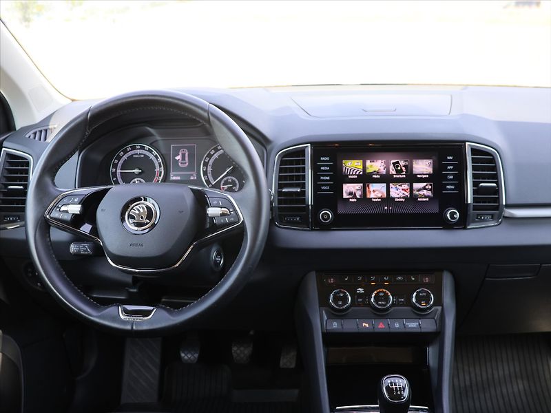 Škoda Karoq 2,0 TDI LED Navi CZ DPH 1.Maj - fotka 24 z 32