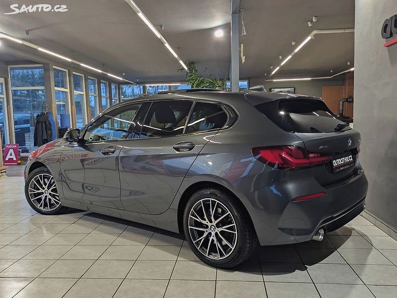 BMW Řada 1 120d xDrive A/T Sport Line DPH - fotka 5 z 27