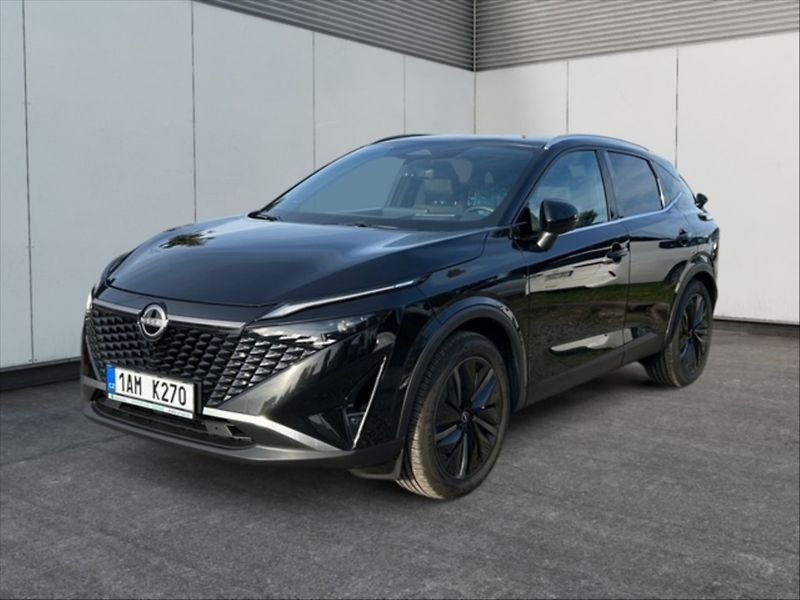 Nissan Qashqai 1,3 MHEV X-T Tekna 4WD - fotka 3 z 11