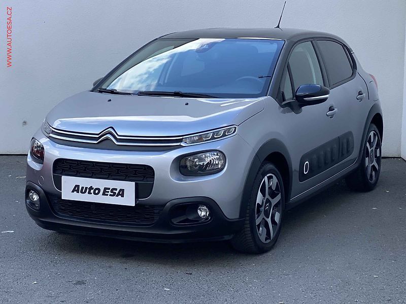 Citroën C3 (2019) 1.2 PT, Shine, AT, navi - fotka 3 z 15