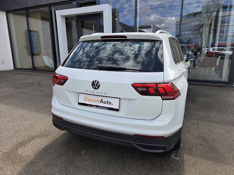 Volkswagen Tiguan (2021) 2.0 TDI DSG - fotka 3 z 46