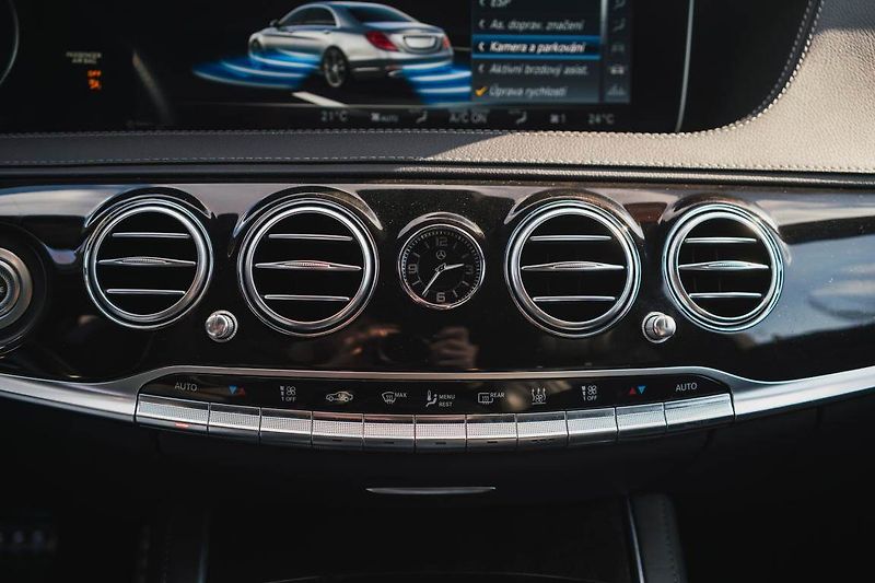 Mercedes-Benz Třídy S (2018) S 560 4MATIC L, S 560 4MATIC L - fotka 28 z 40