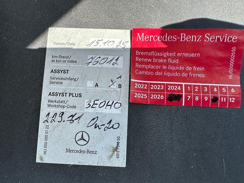 Mercedes-Benz Třídy C (2021) 200 150kw 4Matic AMG - fotka 35 z 36