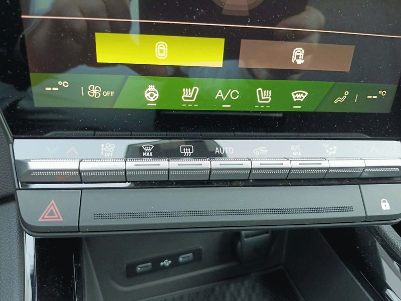 Renault Austral (2026) techno mild hybrid 150 auto - fotka 19 z 27
