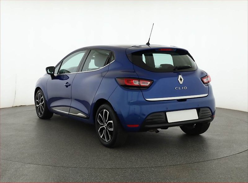 Renault Clio (2016) 1.2 TCe, Automat, Navi - fotka 4 z 18
