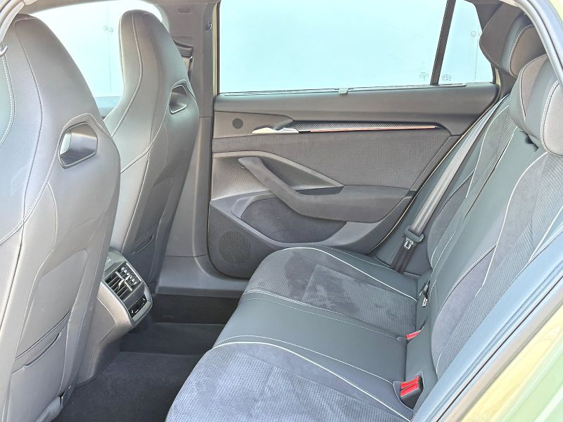 Škoda Superb (2025) Combi DSG 2.0 TDI / 110 kW / S - fotka 18 z 28