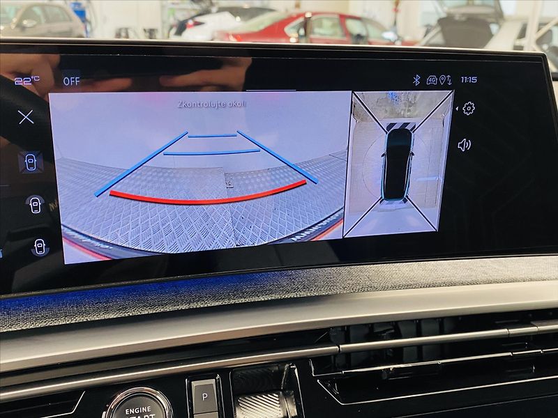 Peugeot 3008 1,2 e-DCS6 Hybrid Allure - fotka 15 z 24
