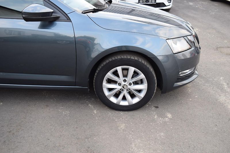 Škoda Octavia (2020) 1.5TSI 110kw AMBITION DSG KAM - fotka 5 z 44